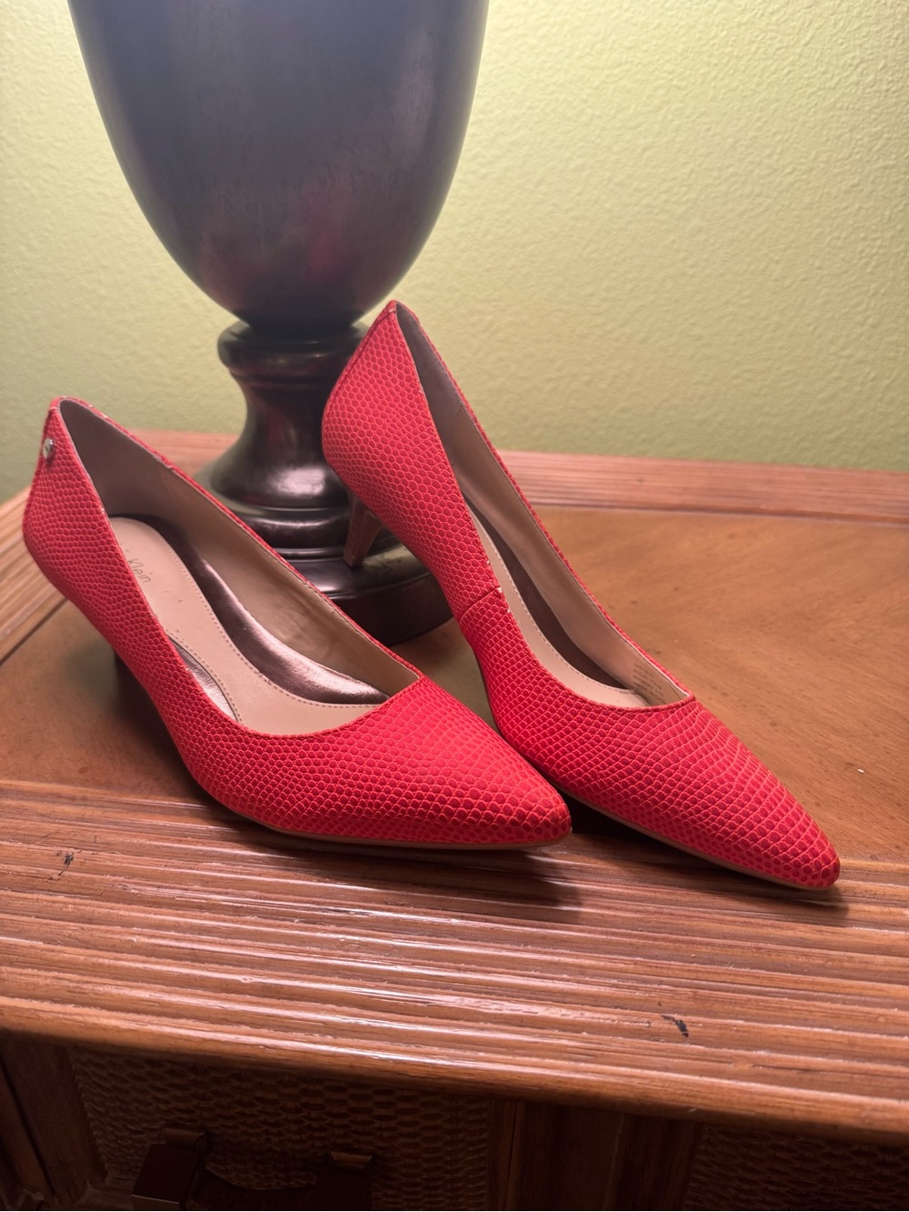 Calvin Klein Red Textured Pointed-Toe Pumps